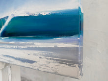 Load image into Gallery viewer, Blue Crest